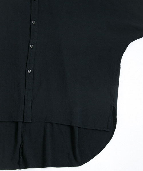 OURET（オーレット）の「マオカラーポンチョ -　100/2強撚ガーゼ　-（シャツ/ブラウス・メンズ・ブラック/グリーン系その他/ベージュ・1/2/3）」の10枚目の写真