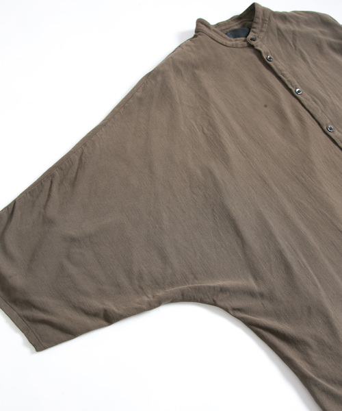 OURET（オーレット）の「マオカラーポンチョ -　100/2強撚ガーゼ　-（シャツ/ブラウス・メンズ・ブラック/グリーン系その他/ベージュ・1/2/3）」の22枚目の写真