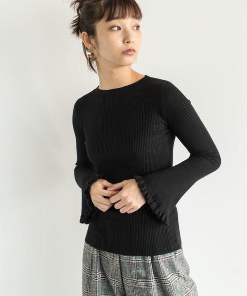 and R(アンドアール)の「袖フリルリブニットプルオーバー(Tシャツ/カットソー・レディース・ホワイト/ブラック/イエロー/ピンク系その他・FREE)」の15枚目の写真