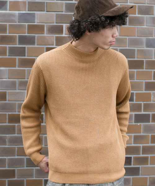 URBAN RESEARCH(アーバンリサーチ)の「C/A片畦モックネック(ニット/セーター・メンズ・ホワイト/ブラック/グレー/ベージュ/ブルー・LARGE/MEDIUM)」の1枚目の写真