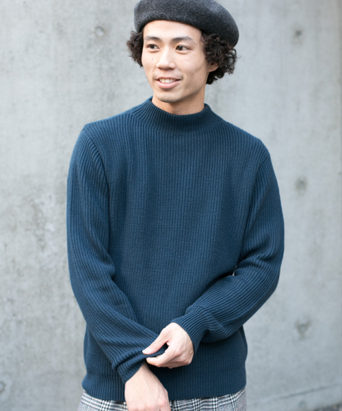 URBAN RESEARCH(アーバンリサーチ)の「C/A片畦モックネック(ニット/セーター・メンズ・ホワイト/ブラック/グレー/ベージュ/ブルー・LARGE/MEDIUM)」の5枚目の写真