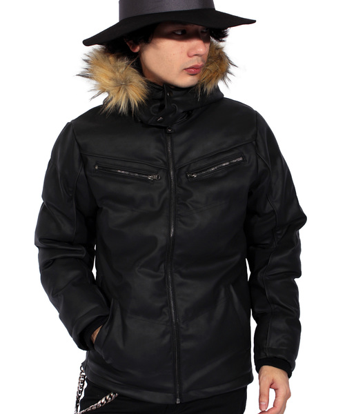 ８(eight)（エイト）の「ファー付き 中綿 PUレザージャケット ブルゾン （ダウンジャケット/コート・メンズ・ブラック/キャメル/ブラウン・MEDIUM/LARGE/X-LARGE）」の2枚目の写真