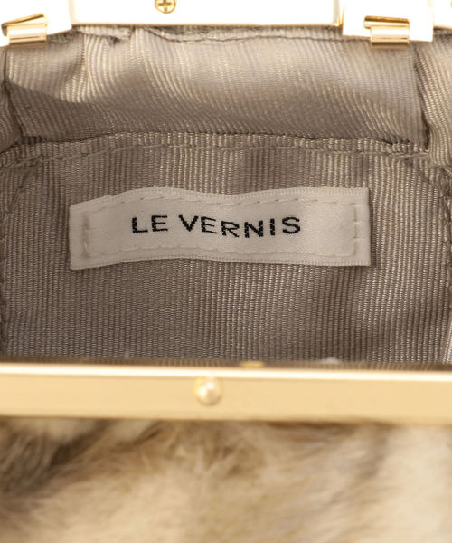 LE VERNIS(ル・ベルニ)の「Le Vernis:ミニポシェット(ショルダーバッグ・レディース・ベージュ/ブラウン・ONE SIZE)」の7枚目の写真