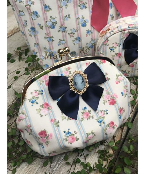 Maison de FLEUR（メゾンドフルール）の「ストライプフラワーがま口