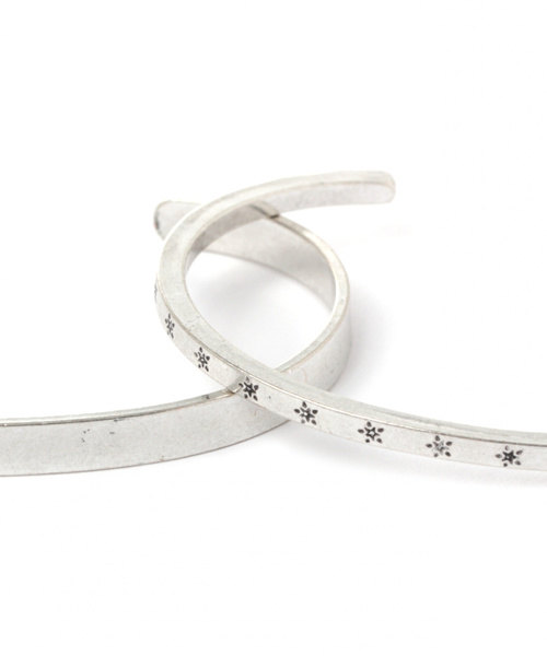 GLOBAL WORK（グローバルワーク）の「セットバングル/821729（バングル/リストバンド・メンズ・ライトグレー/グレー系その他3・FREE）」の4枚目の写真