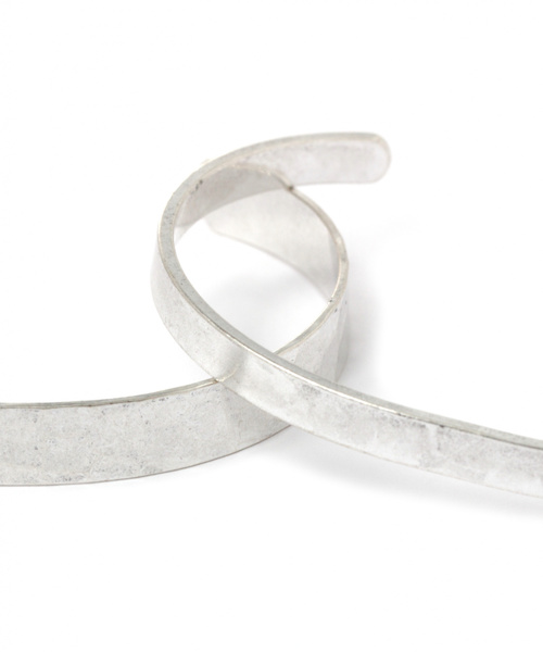 GLOBAL WORK（グローバルワーク）の「セットバングル/821729（バングル/リストバンド・メンズ・ライトグレー/グレー系その他3・FREE）」の5枚目の写真