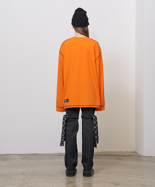 OY（オーワイ）の「グラデーションロゴ長袖Tシャツ/カットソー（Tシャツ/カットソー・メンズ・ホワイト/ブラック/オレンジ・FREE）」の5枚目の写真