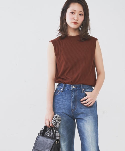 natural couture（ナチュラルクチュール）の「ＰＰ便利なリブテレコノースリ（タンクトップ・レディース・ブラウン/ブラック/アイボリー/ベージュ/ラベンダー/カーキ・FREE）」の4枚目の写真