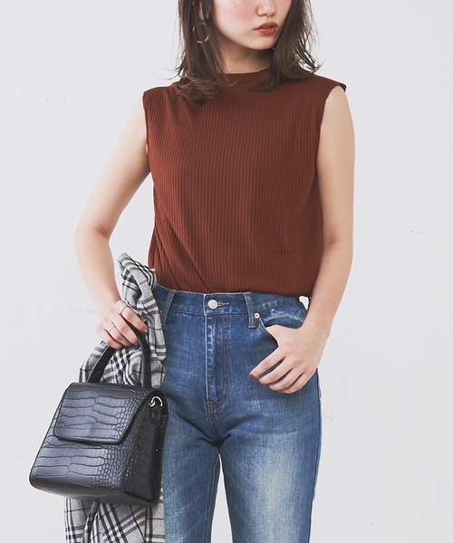 natural couture（ナチュラルクチュール）の「ＰＰ便利なリブテレコノースリ（タンクトップ・レディース・ブラウン/ブラック/アイボリー/ベージュ/ラベンダー/カーキ・FREE）」の8枚目の写真