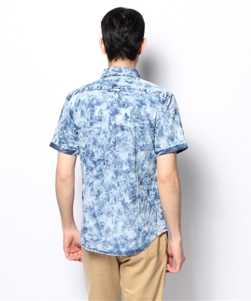 WEGO（ウィゴー）の「WEGO/ブリーチデニムシャツ（シャツ/ブラウス・メンズ・ライトインディゴブルー・LARGE/MEDIUM）」の5枚目の写真