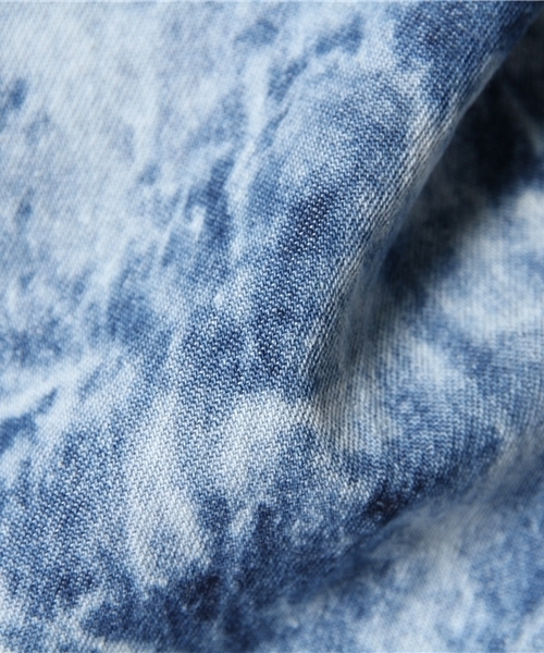 WEGO（ウィゴー）の「WEGO/ブリーチデニムシャツ（シャツ/ブラウス・メンズ・ライトインディゴブルー・LARGE/MEDIUM）」の10枚目の写真