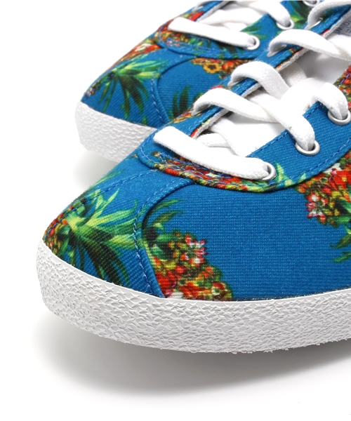 adidas Originals(アディダスオリジナルス)の「アディダス オリジナルス ファーム コラボ adidas Originals GAZELLE OG WC FARM W D67721(スニーカー・レディース・ホワイト・24.5cm/24cm/23cm/23.5cm)」の8枚目の写真