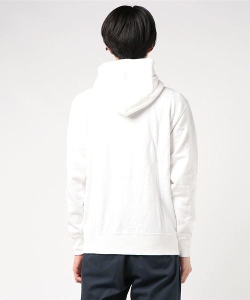 Champion（チャンピオン）の「裏毛プリントパーカー C3-Q102（パーカー・メンズ・ネイビー/イエロー/レッド/グレー/ホワイト/ブラック・MEDIUM/LARGE/X-LARGE）」の8枚目の写真