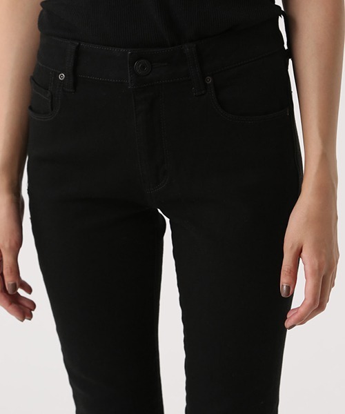AZUL by moussy(アズールバイマウジー)の「A PERFECT DENIM/アズールパーフェクトデニム(デニムパンツ・レディース・ブラック/ブルー/ダークブルー・SMALL/MEDIUM/LARGE/X-LARGE/X-SMALL/XX-SMALL)」の9枚目の写真