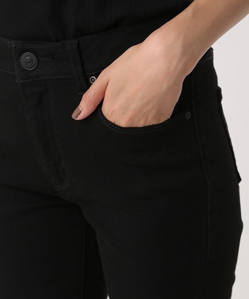 AZUL by moussy(アズールバイマウジー)の「A PERFECT DENIM/アズールパーフェクトデニム(デニムパンツ・レディース・ブラック/ブルー/ダークブルー・SMALL/MEDIUM/LARGE/X-LARGE/X-SMALL/XX-SMALL)」の5枚目の写真