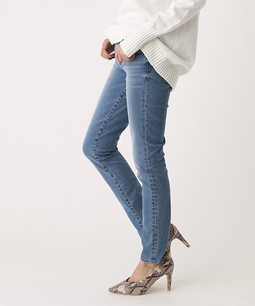 AZUL by moussy(アズールバイマウジー)の「A PERFECT DENIM/アズールパーフェクトデニム(デニムパンツ・レディース・ブラック/ブルー/ダークブルー・SMALL/MEDIUM/LARGE/X-LARGE/X-SMALL/XX-SMALL)」の12枚目の写真