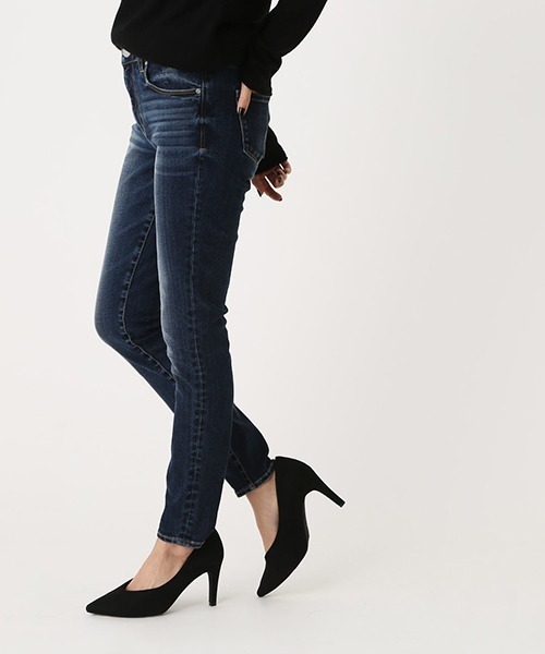 AZUL by moussy(アズールバイマウジー)の「A PERFECT DENIM/アズールパーフェクトデニム(デニムパンツ・レディース・ブラック/ブルー/ダークブルー・SMALL/MEDIUM/LARGE/X-LARGE/X-SMALL/XX-SMALL)」の20枚目の写真