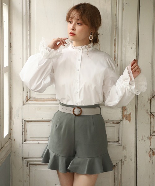 one after another NICE CLAUP（ワンアフターアナザーナイスクラップ）の「プチハイ袖フリルブラウス（シャツ/ブラウス・レディース・オフホワイト/モカ/ベージュ・FREE）」の16枚目の写真