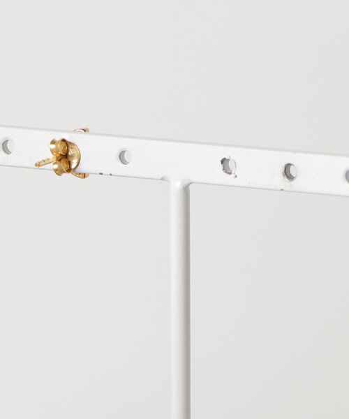 TONE SELECT GOODS（トーンセレクトグッズ）の「【925 SILVER ACC】ハーフムーンピアスSV925(OG)（ピアス（片耳用）・レディース・ゴールド/シルバー・FREE）」の3枚目の写真