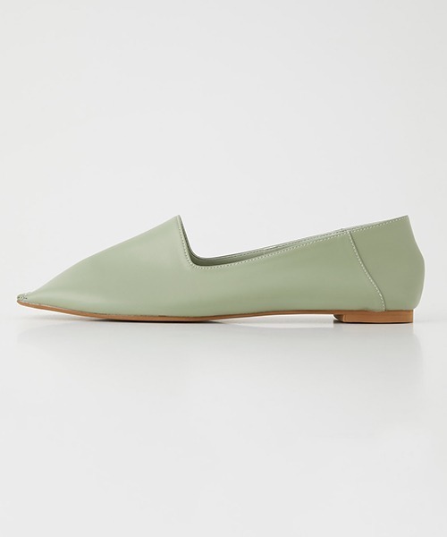 AZUL by moussy(アズールバイマウジー)の「STITCH TOES PUMPS/ステッチトーズパンプス(パンプス・レディース・ブラック/ライトベージュ/ライトカーキ・LARGE/MEDIUM/SMALL)」の3枚目の写真
