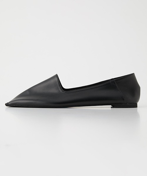 AZUL by moussy(アズールバイマウジー)の「STITCH TOES PUMPS/ステッチトーズパンプス(パンプス・レディース・ブラック/ライトベージュ/ライトカーキ・LARGE/MEDIUM/SMALL)」の1枚目の写真