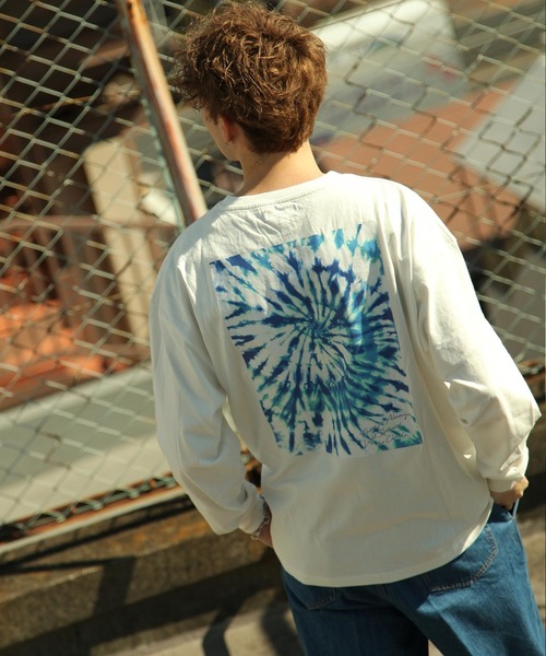 NILWAY(ニルウェイ)の「【Nilway】【USAコットン】バック柄プリントロンT/ロングTシャツ(Tシャツ/カットソー・メンズ・ホワイト系1/ホワイト系2/ホワイト系3/ホワイト系4/ホワイト系5/ブラック系1/ブラック系2/ブラック系3/ブラック系4/ブラック系5・MEDIUM/LARGE/X-LARGE)」の1枚目の写真