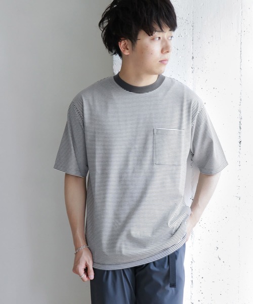 URBAN RESEARCH DOORS(アーバンリサーチドアーズ)の「『UR TECH』ミジンボーダー Tシャツ(Tシャツ/カットソー・メンズ・ブラック/ベージュ/パープル/ブルー・40/38)」の9枚目の写真