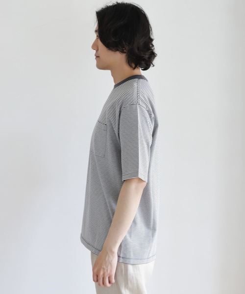 URBAN RESEARCH DOORS(アーバンリサーチドアーズ)の「『UR TECH』ミジンボーダー Tシャツ(Tシャツ/カットソー・メンズ・ブラック/ベージュ/パープル/ブルー・40/38)」の17枚目の写真