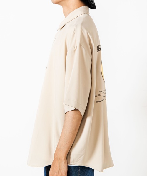 WEGO(ウィゴー)の「WEGO/レトロロゴビッグシルエット5分袖シャツ(シャツ/ブラウス・メンズ・ブラック/ベージュ/ホワイト系その他/ホワイト・LARGE/MEDIUM)」の13枚目の写真