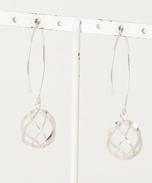 TONE SELECT GOODS(トーンセレクトグッズ)の「925 SILVER ACC/カービングボールピアスSV925(OG)(ピアス(両耳用)・レディース・シルバー・FREE)」の2枚目の写真