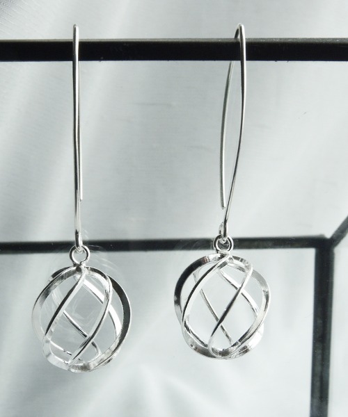 TONE SELECT GOODS(トーンセレクトグッズ)の「925 SILVER ACC/カービングボールピアスSV925(OG)(ピアス(両耳用)・レディース・シルバー・FREE)」の1枚目の写真