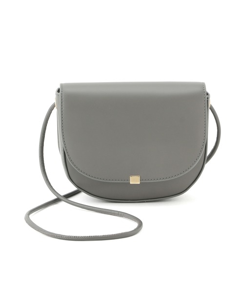 ROPE' PICNIC（ロペピクニック）の「【WEB限定カラー:キナリ・ライトグリーン】プチスクエアメタルフラップミニショルダーバッグ（ショルダーバッグ・レディース・ブラック/オリーブ/キャメル/ライトグリーン/グレー/キナリ/ベージュ・FREE）」の3枚目の写真