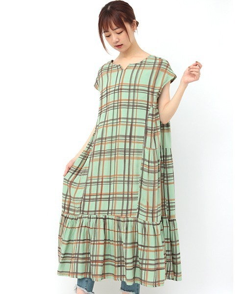 チチカカ（チチカカ）の「ハンドペイントチェックワンピース（シャツワンピース・レディース・ベージュ/グリーン・FREE）」の13枚目の写真