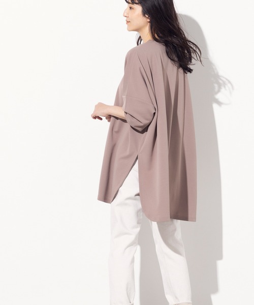 OMNES Another Edition(オムネス アナザーエディション)の「ストレッチ梨地ポンチョプルオーバー(Tシャツ/カットソー・レディース・ブラック/モカ/ラベンダー/ライトベージュ・FREE)」の6枚目の写真