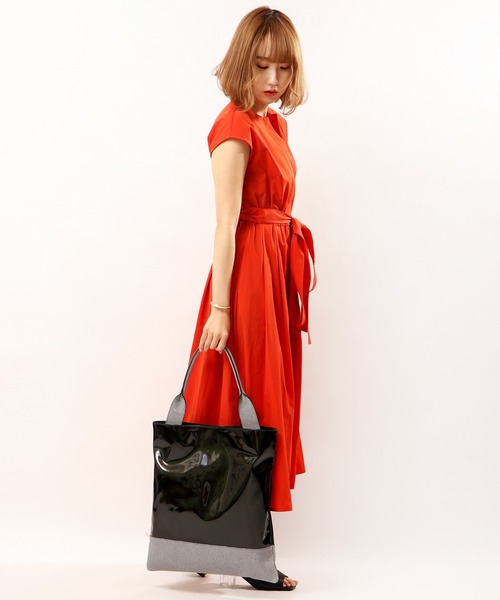 ikot（イコット）の「ikot ワンハンドルショルダーバッグ（ショルダーバッグ・レディース・ブラック・FREE）」の3枚目の写真