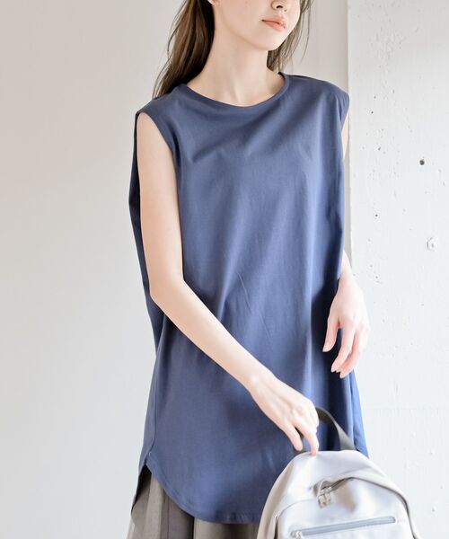 rps（アールピーエス）の「ノースリカットチュニック（Tシャツ/カットソー・レディース・チャコールグレー/ブラック/オフホワイト/モカ/ピンク/パープル/グレイッシュベージュ/グリーン/ネイビー/グレー・M/フリー）」の8枚目の写真