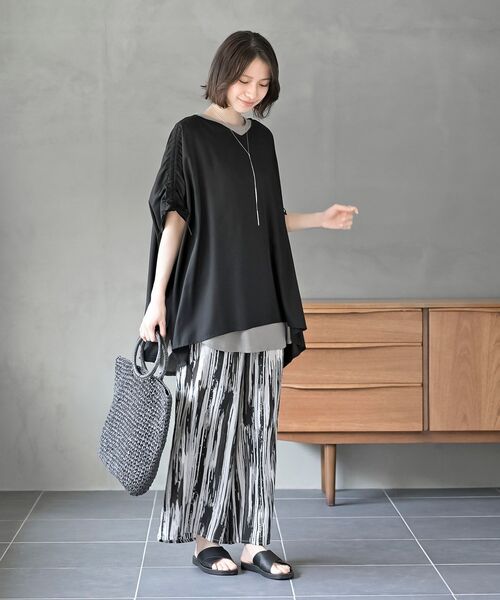 rps（アールピーエス）の「ノースリカットチュニック（Tシャツ/カットソー・レディース・チャコールグレー/ブラック/オフホワイト/モカ/ピンク/パープル/グレイッシュベージュ/グリーン/ネイビー/グレー・M/フリー）」の12枚目の写真