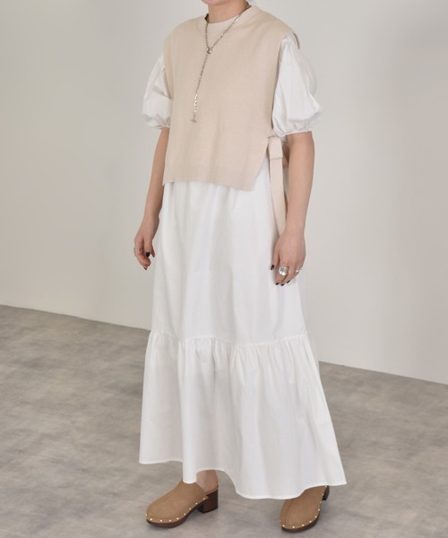 w closet（ダブルクローゼット）の「12G片畦編ベスト+ワンピースSET（ワンピース・レディース・グレー系/ライトカーキ/キナリ・FREE）」の2枚目の写真