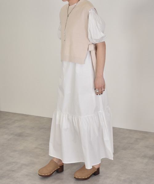 w closet（ダブルクローゼット）の「12G片畦編ベスト+ワンピースSET（ワンピース・レディース・グレー系/ライトカーキ/キナリ・FREE）」の6枚目の写真