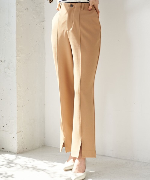 earth music&ecology(アースミュージックアンドエコロジー)の「センターシームセミフレアパンツ *(その他パンツ・レディース・グリーン/キャメル/ホワイト系その他2/ブラック・M/S)」の1枚目の写真