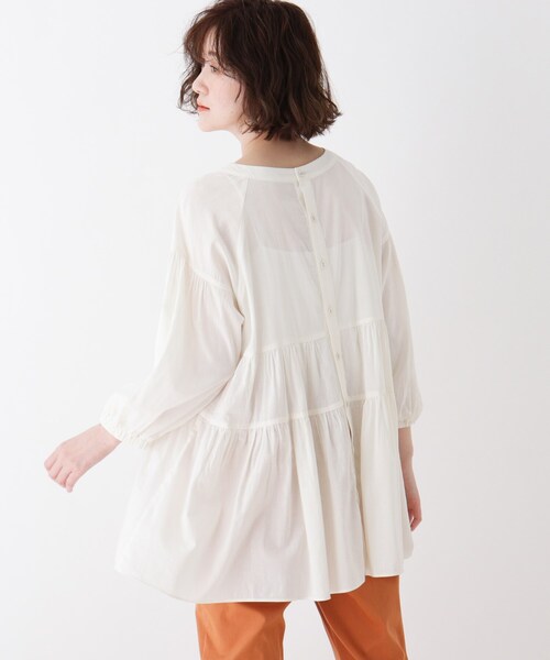 DRESKIP（ドレスキップ）の「◆2WAYティアードブラウス（シャツ/ブラウス・レディース・ライトベージュ/オフホワイト/パープル・02/03/04）」の5枚目の写真