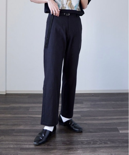 y/m by れぽすけ（イムバイレポスケ）の「スリムストレートリネンスラックス（スラックス・メンズ・ブラック/ライトベージュ・MEDIUM/LARGE）」の11枚目の写真