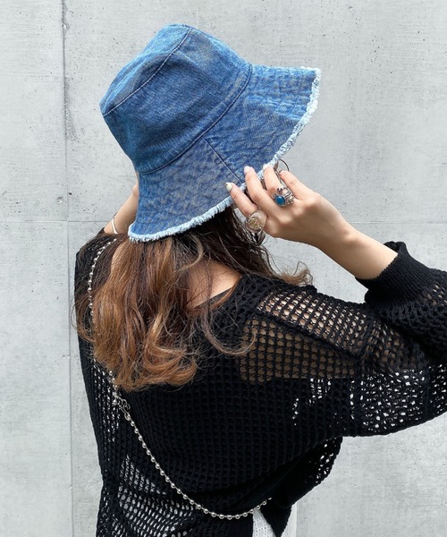 archives(アルシーヴ)の「コットンフリンジバケットハット(ハット・レディース・ブラック/ブルー/アイボリー・MEDIUM)」の1枚目の写真