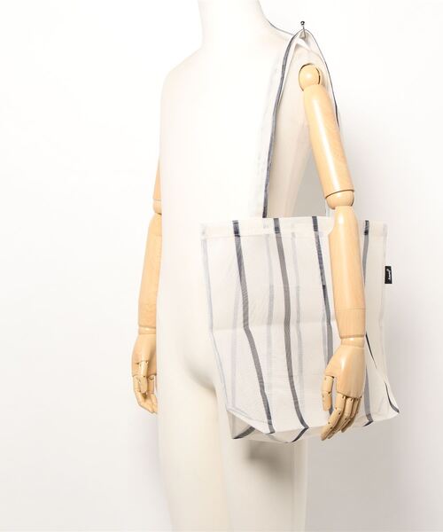 junes(ジュネス)の「【JUNES/ジュネス】NAVY WIDE STRIPE メッシュトートバッグ(トートバッグ・レディース・ネイビー・FREE)」の3枚目の写真