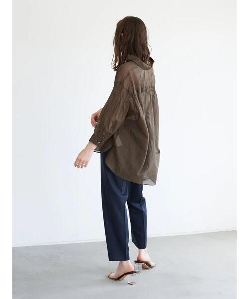 Editt by YECCA VECCA(エディットバイイェッカヴェッカ)の「バックシャーリングシアーシャツ(シャツ/ブラウス・レディース・ホワイト/ライトグレー/イエロー/カーキ・FREE)」の19枚目の写真