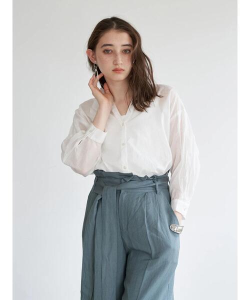 Editt by YECCA VECCA(エディットバイイェッカヴェッカ)の「バックシャーリングシアーシャツ(シャツ/ブラウス・レディース・ホワイト/ライトグレー/イエロー/カーキ・FREE)」の21枚目の写真