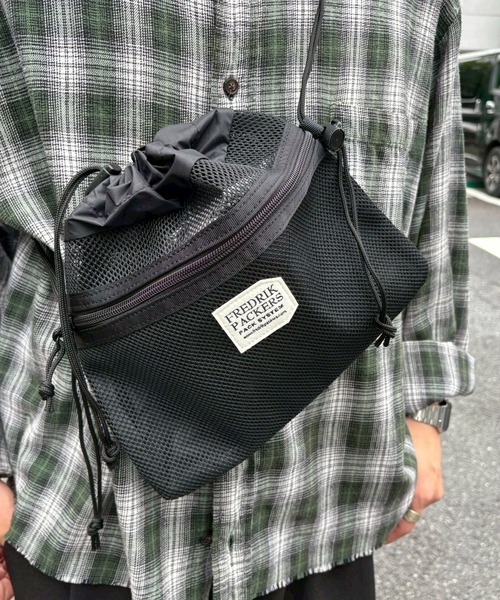 FREDRIK PACKERS(フレドリックパッカーズ)の「【FREDRIK PACKERS】BELLSACK S ベルサック メッシュショルダーバッグ サコッシュ フレドリックパッカーズ(ショルダーバッグ・レディース・ブラック/オリーブ/ベージュ・FREE)」の16枚目の写真