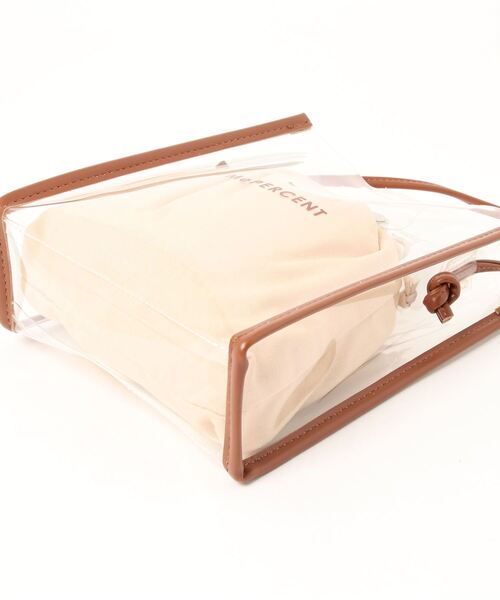 Me%(ミィパーセント)の「PVCシンプルスクエアショルダー(ショルダーバッグ・レディース・アイボリー/ダークブラウン/ブラック/ブラウン・FREE)」の6枚目の写真