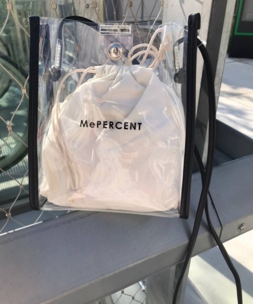 Me%(ミィパーセント)の「PVCシンプルスクエアショルダー(ショルダーバッグ・レディース・アイボリー/ダークブラウン/ブラック/ブラウン・FREE)」の10枚目の写真