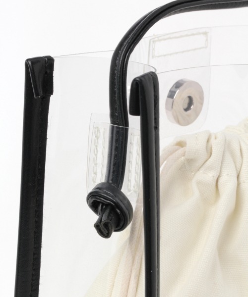 Me%(ミィパーセント)の「PVCシンプルスクエアショルダー(ショルダーバッグ・レディース・アイボリー/ダークブラウン/ブラック/ブラウン・FREE)」の18枚目の写真